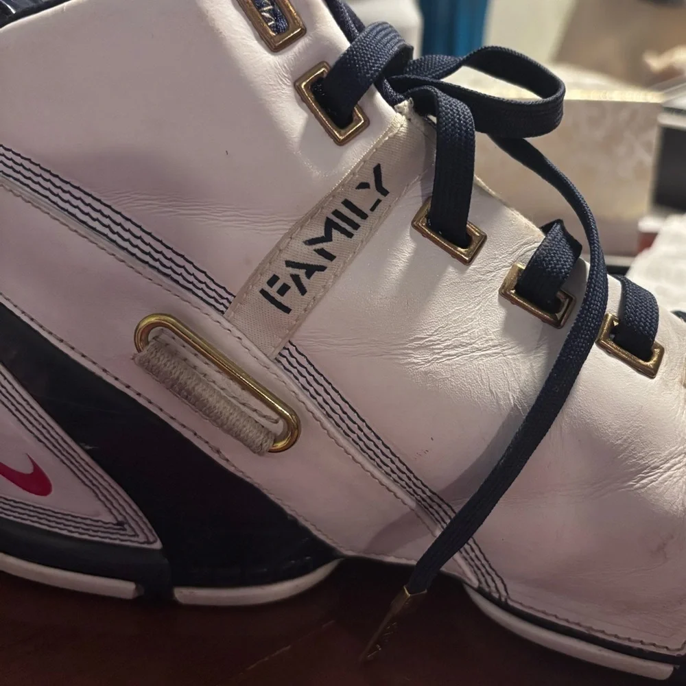 Nike Zoom LeBron 5 'White Midnight Navy' basketball shoes without ankle straps - Picture 2 of 8